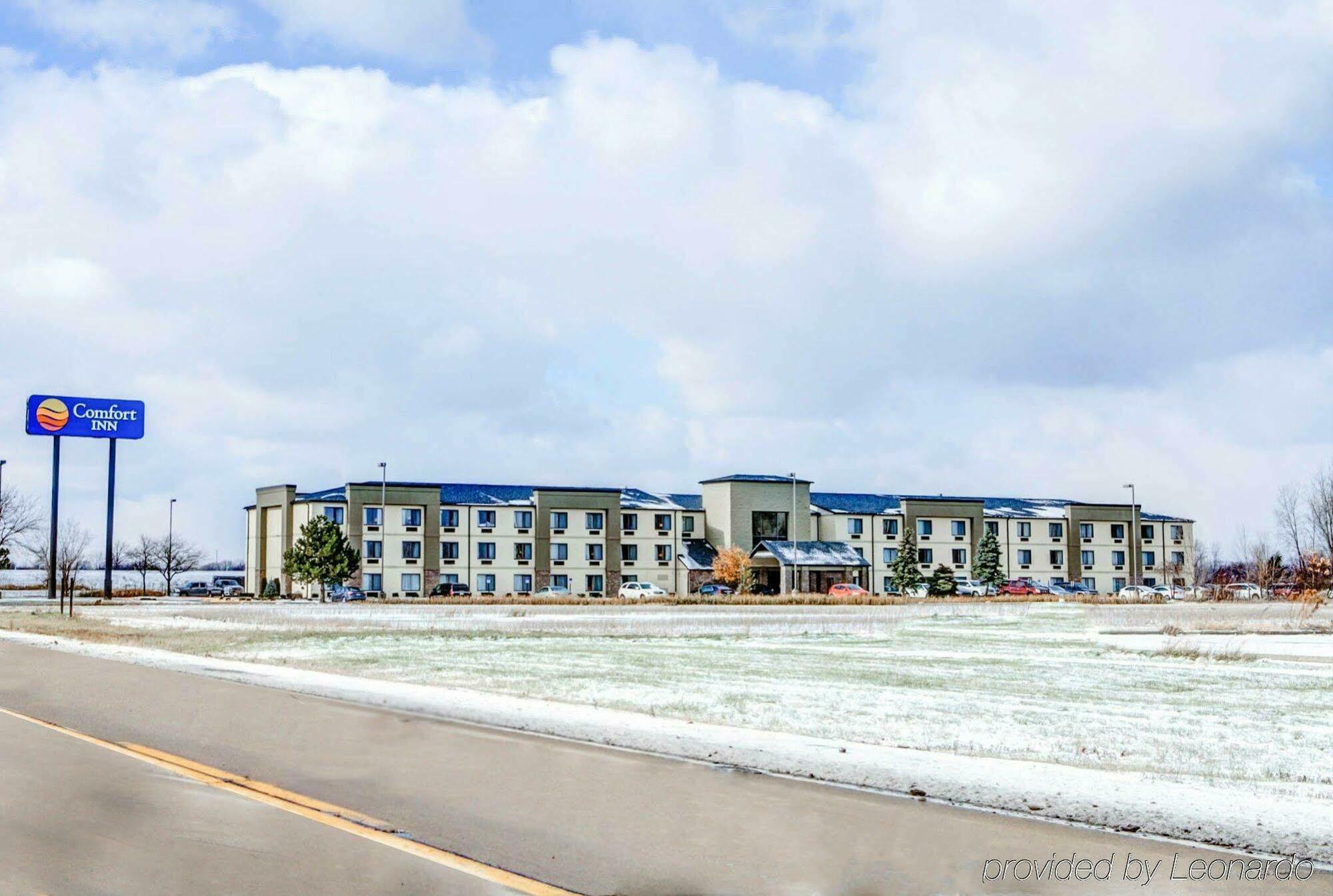 Comfort Inn Metro Airport Romulus Exterior foto