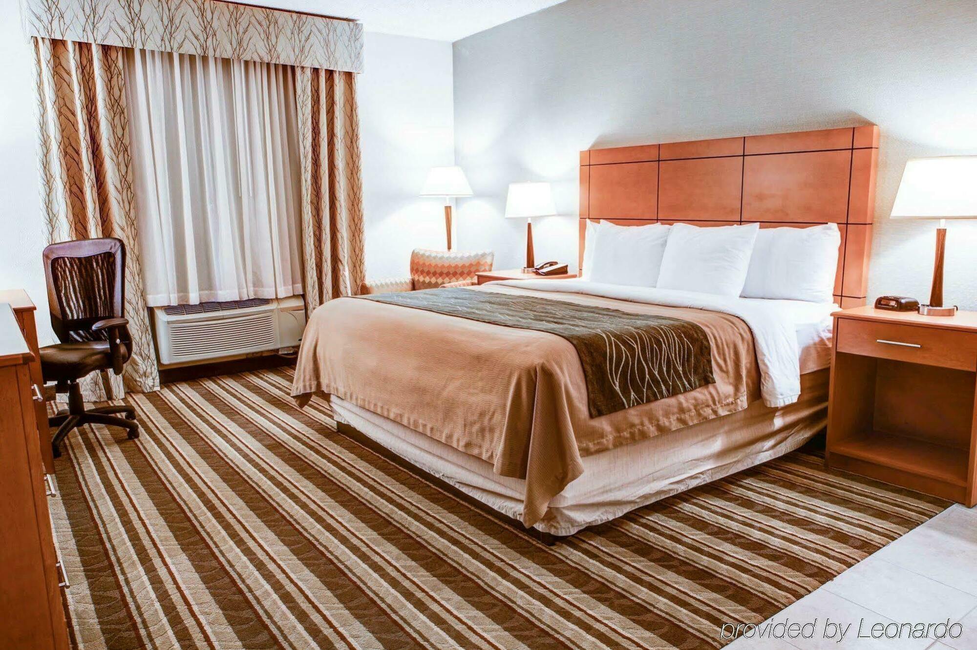 Comfort Inn Metro Airport Romulus Exterior foto